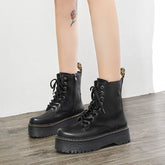 Schwarze kurze Stiefel